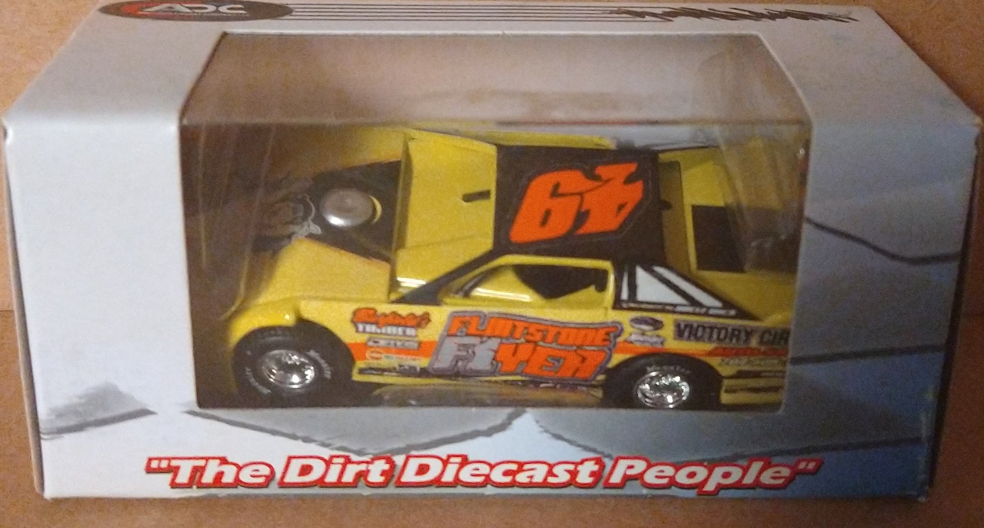 Jonathan Davenport 2017 Flintstone Flyer ADC Late Model Dirt Car 1/64 Diecast